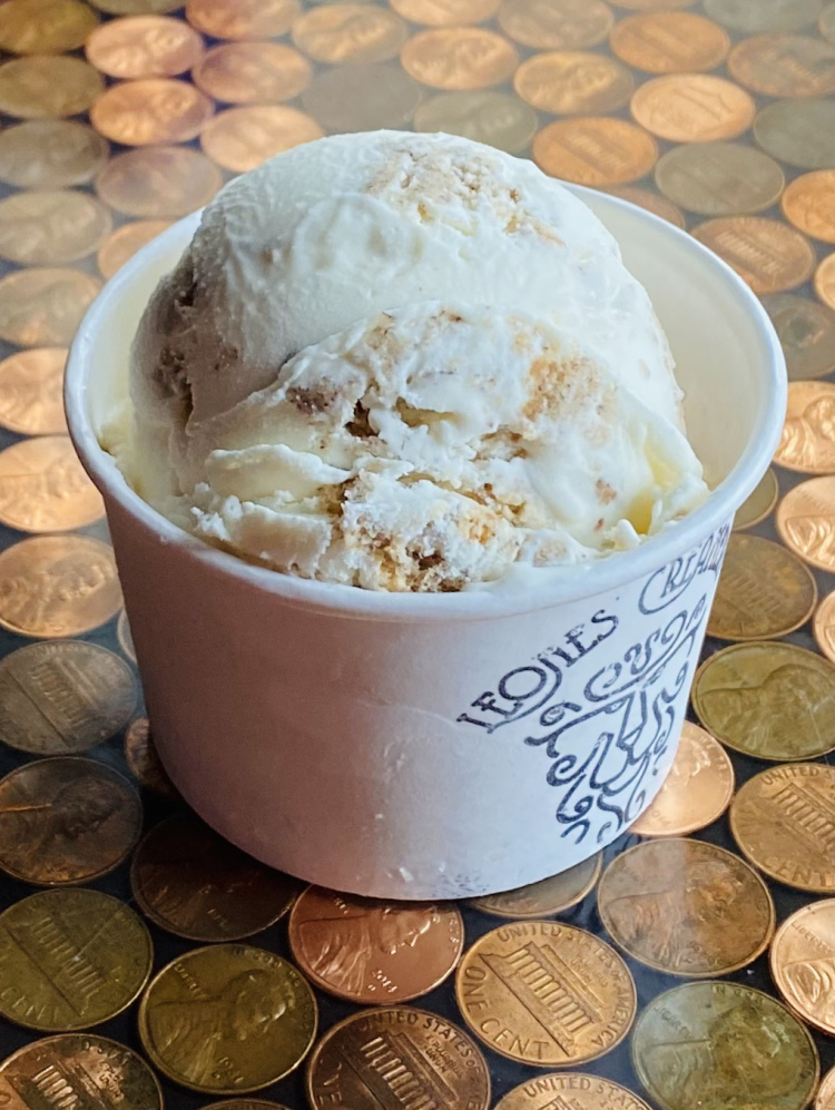 Your new favorite flavor! Brown sugar banana pudding swirled into creamy ice cream with hints of butterscotch.