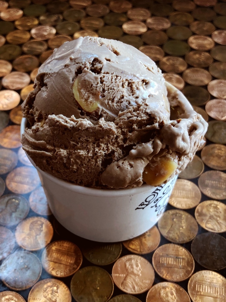 Our creamy chocolate ice cream, full of toasted, salty-sweet, sliced almonds.