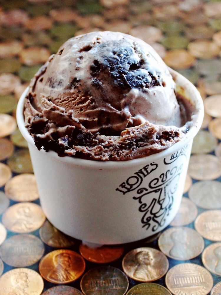 One of our favorite chocolate ice creams! Addictive Oreo pieces riddled through creamy milk chocolate ice cream-- simple and delicious.