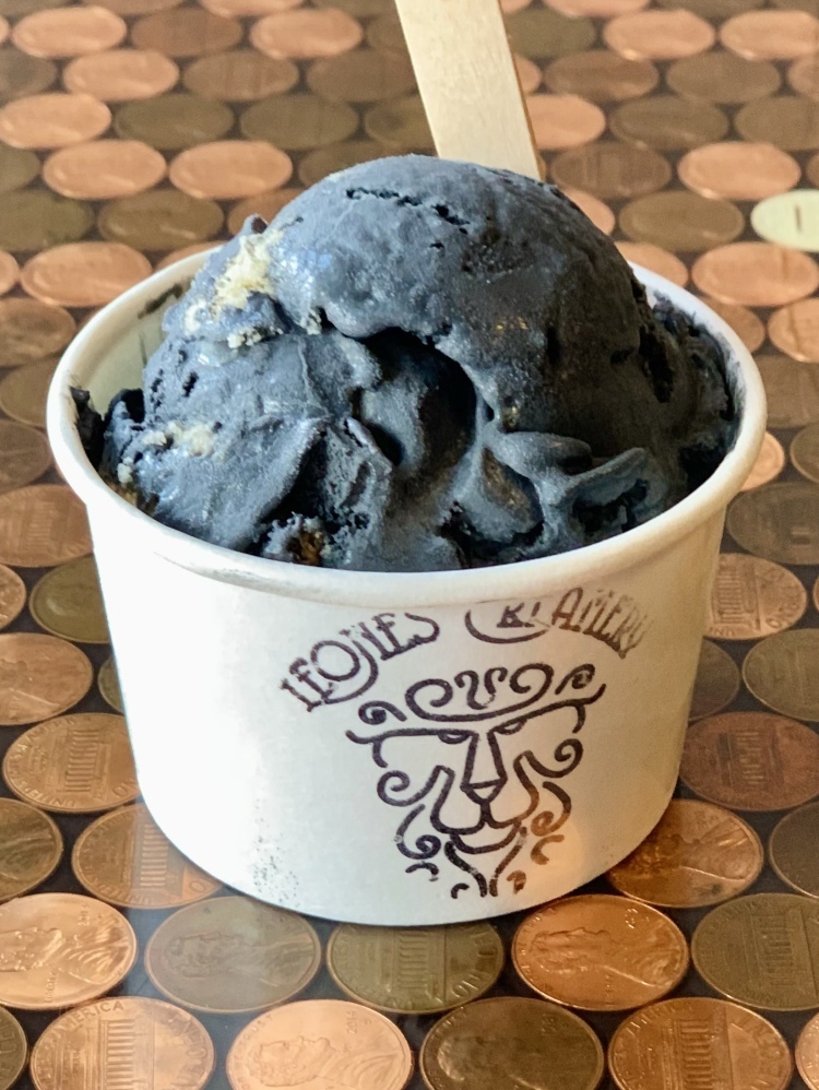 Dyed with activated charcoal, this vanilla ice cream is choc full of Nilla Wafer cookie bits and mini white chocolate chips! Perfect for the spooky season!