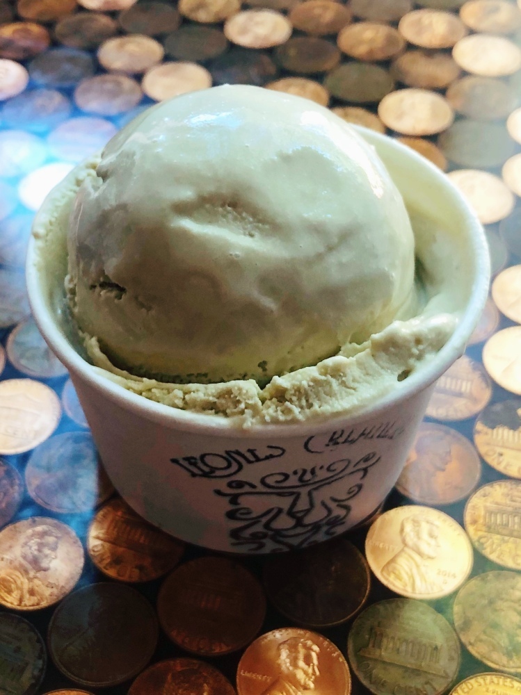 Made with delicious Cycle Farm tarragon and fruity Graza olive oil. Silky smooth, sweet, and herby, this one's a real treat.