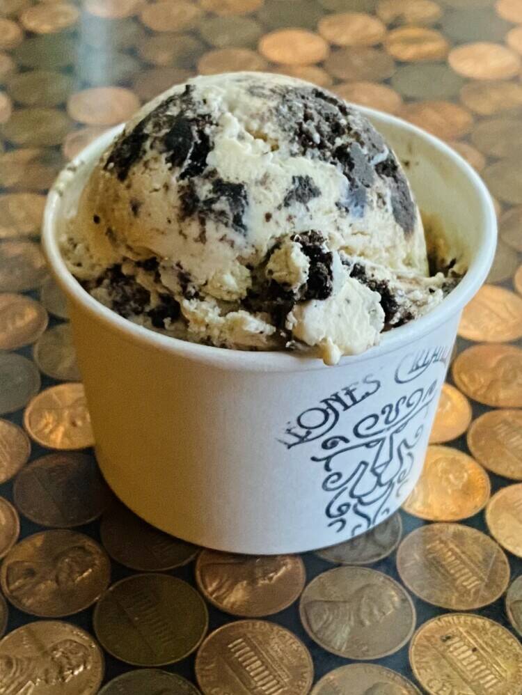 This one goes FAST! Creamy peanut butter ice cream chock-full of crunchy Oreos-- truly, the perfect pairing.